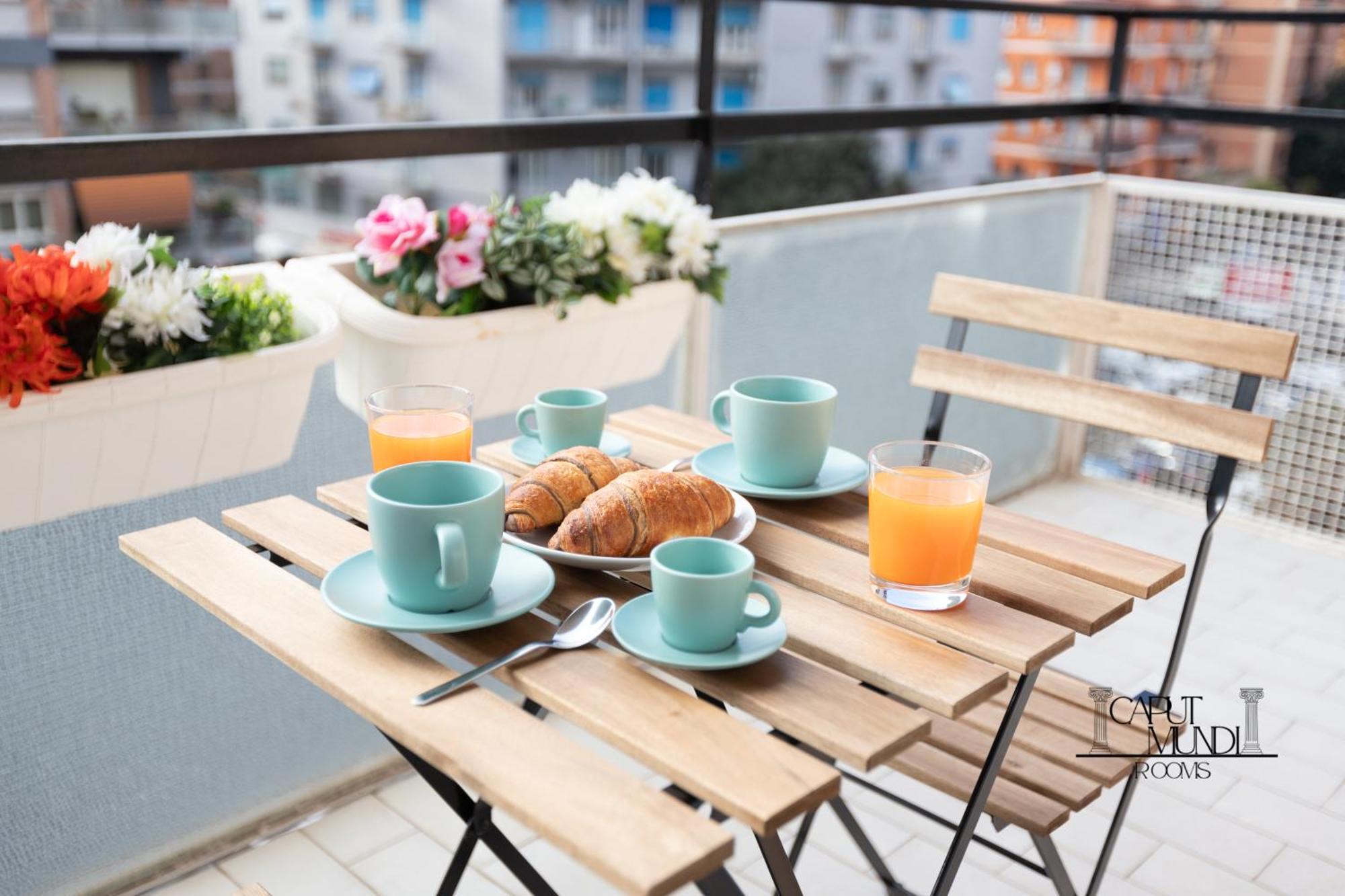 Caput Mundi Rooms - 100Mt To Metro A, Terrace, A-C, 15 Min To Center Rome Exterior photo