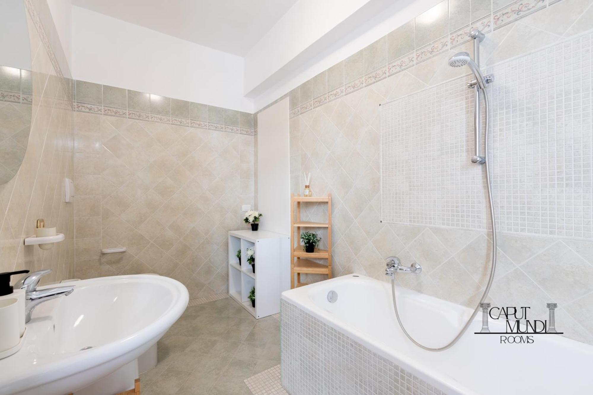 Caput Mundi Rooms - 100Mt To Metro A, Terrace, A-C, 15 Min To Center Rome Exterior photo